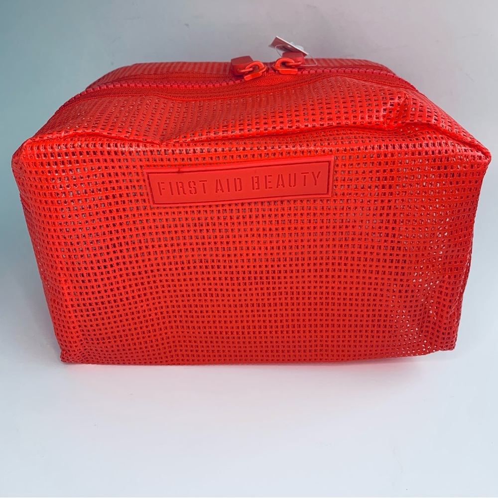 First Aid Beauty Bold Red Mesh Cosmetic Travel Toiletry Bag NWT - Picture 3 of 12